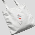 بتشبه ريحة الأرض بعد أول شتوة Tote Bag
